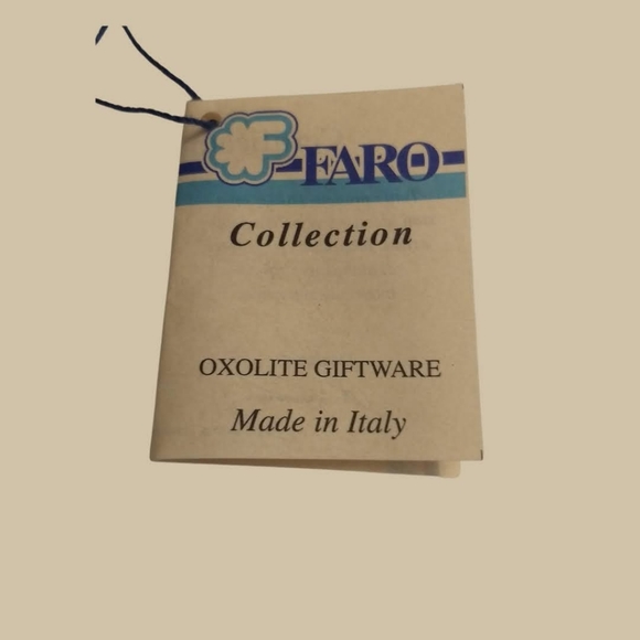 BNIB FARO Alabaster Bride & Groom  Statuette - Made in Italy - Picture 2 of 3